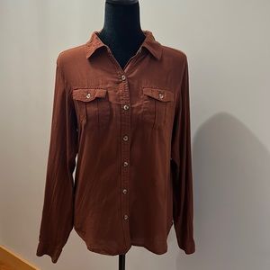Rust button down
